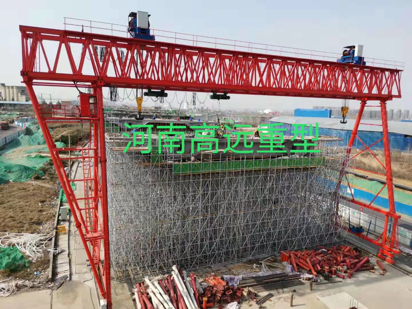 重慶勝和建筑工程有限公司拉薩提布崗項目，采購我廠ME60+60T-36M-9M-2臺，10T-36M-9M-4臺龍門吊