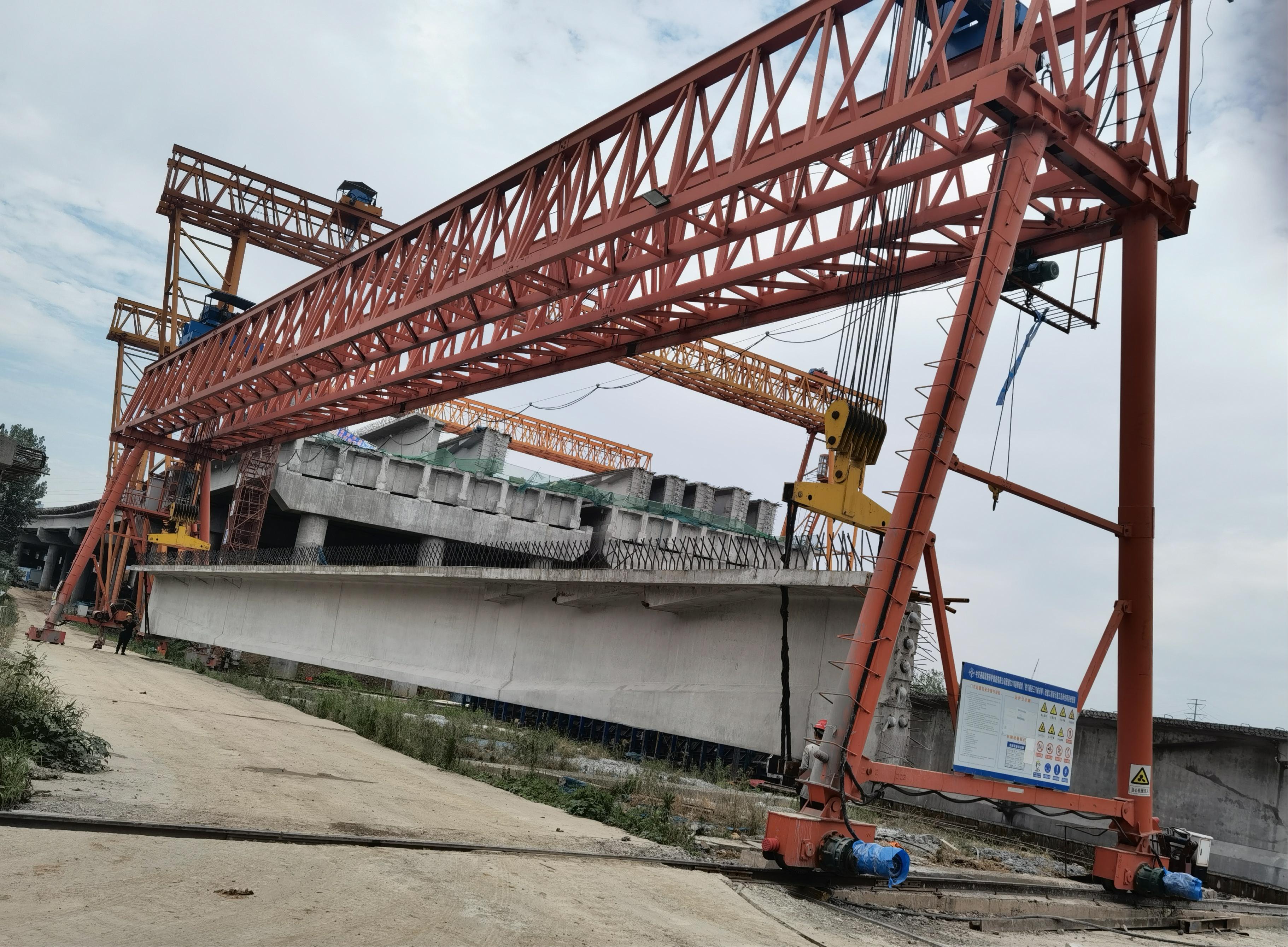 雙梁龍門吊出現(xiàn)重物自墜怎么回事？