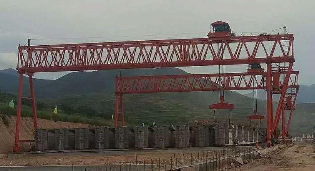 門式起重機的聯(lián)軸器我們該怎么選擇，根據(jù)哪些內(nèi)容來選擇